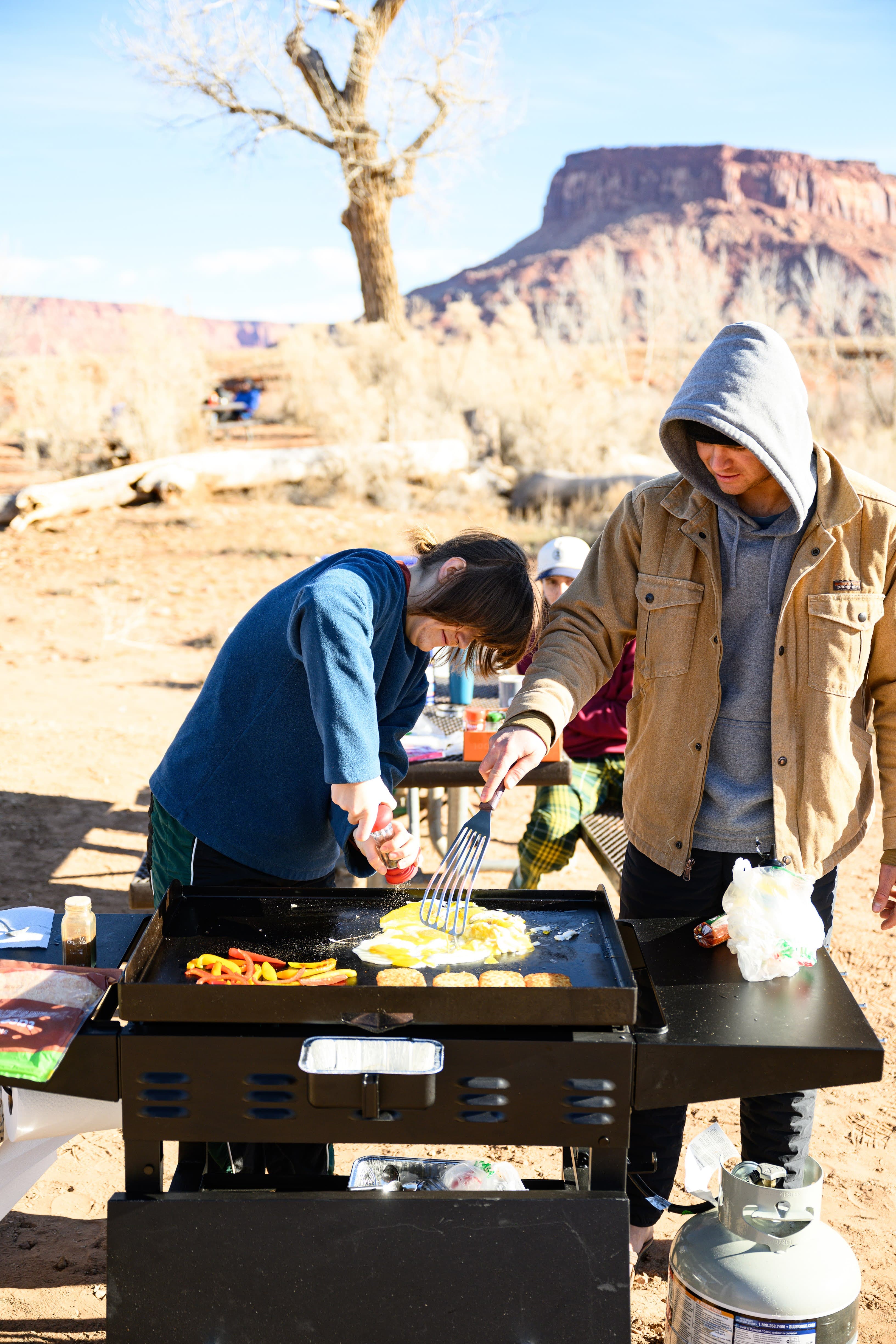 Morgan and Mason tag team breakfast.